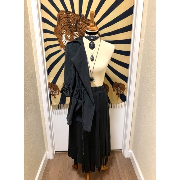 🌈 Stylish Vogue contemporary skirt - Picture 9 of 13